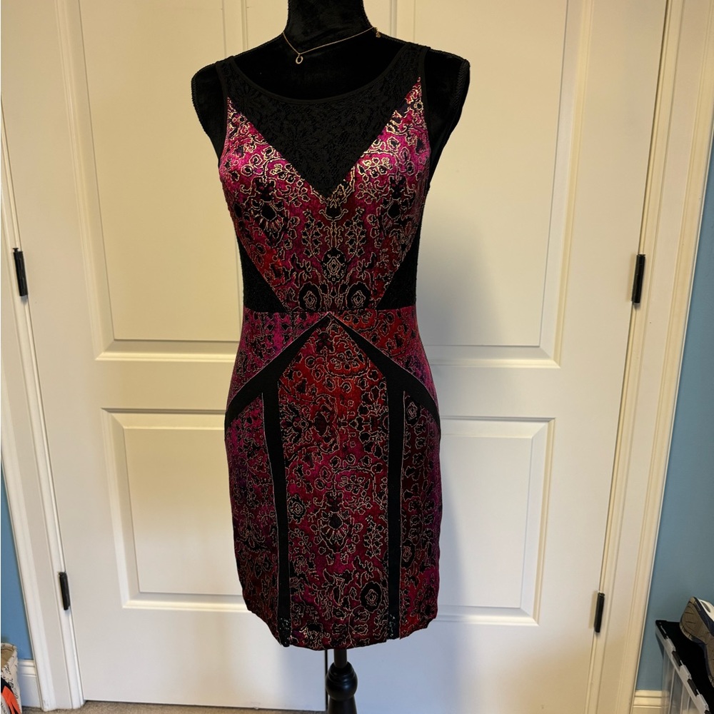 Elegant Black and hot Pink Sleeveless Dress